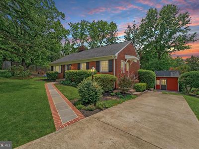 1501 Alexandria Ave