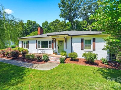 6409 Woodland Cir