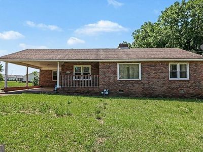 Property at 422 Bartson St, Lavonia, GA