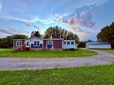 6483 Walleye Ln NW