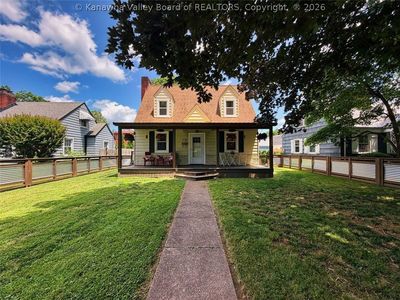 3918 Washington Ave SE