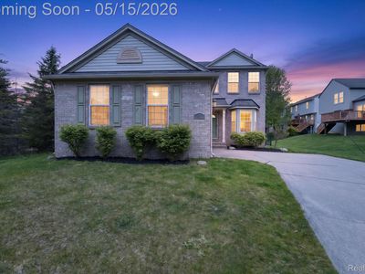 Property at 809 Canyon Creek Dr, Holly, MI