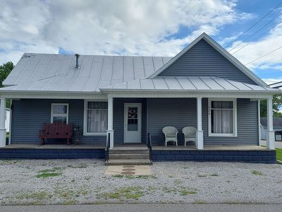 309 E Huntington St