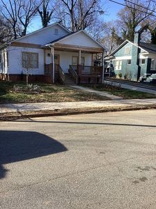 1167 Oakland Dr SW