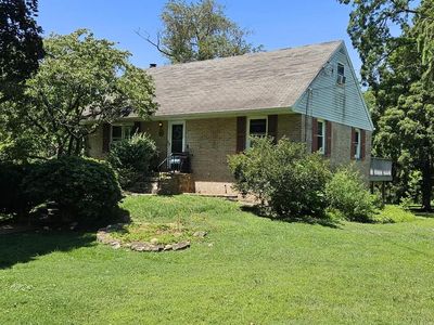 Property at 10 Golfview Ln, Malvern, PA