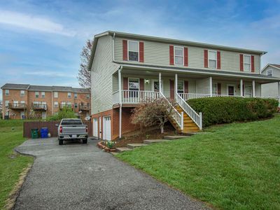 595 Tarrytown Rd