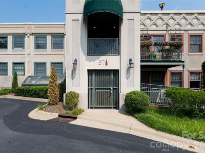 37 Hiawassee St APT W203