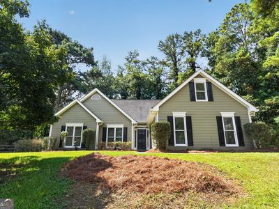 106 Crown Forest Dr