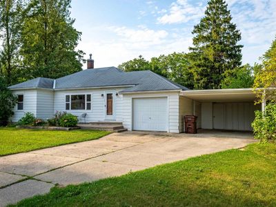 Property at 121 E Maple St, Shepherd, MI