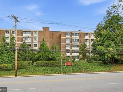 Property at 103 W Montgomery Ave APT 3C, Ardmore, PA