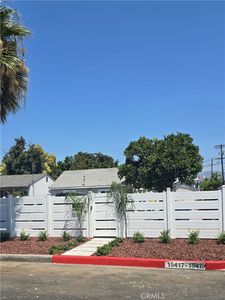 15417-15419 Tuba St