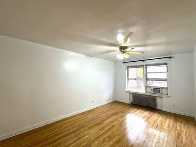 141-35 79th Ave APT 2M