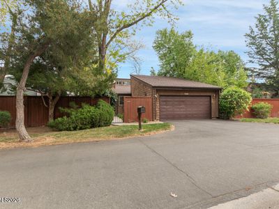 6481 Meadow Hill Dr