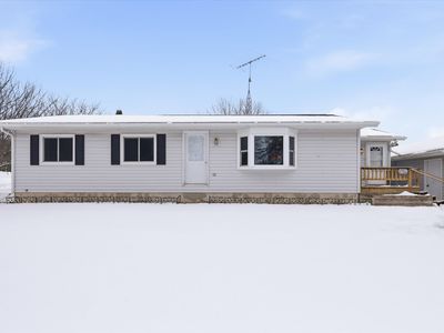 N5516 Hillside Dr