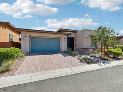 6754 Desert Crimson St