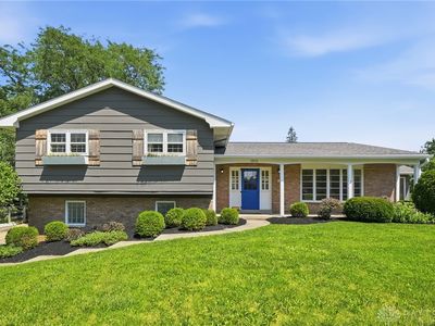 1801 Burgundy Ln