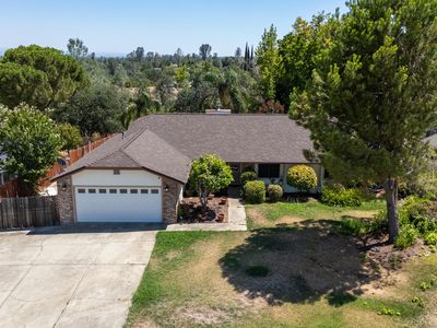 2725 Howard Dr