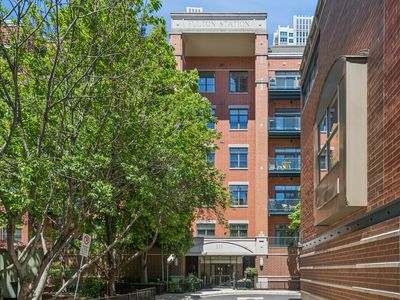 333 N Jefferson St APT 606