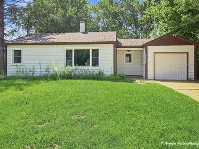 513 Rand Rd