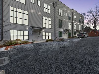 85 Boulevard Ave