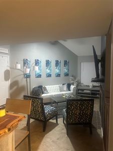 2310 Balsam Dr APT B202