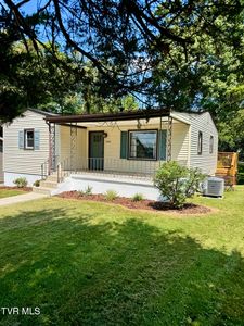 2105 Westfield St