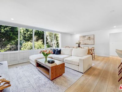 2170 Century Park E APT 208
