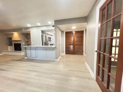 600 NW 4th St APT 220