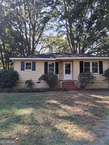 125 Lakeside Dr