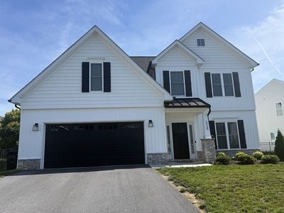 2228 Foxfield Ln