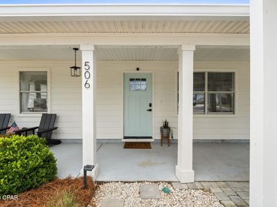506 Dolphin Dr