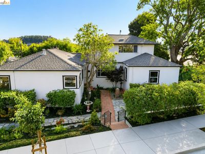 401 Colusa Ave