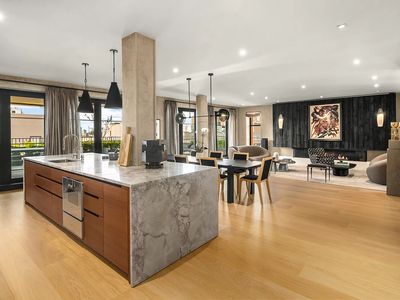 90 Morton St UNIT PH9A