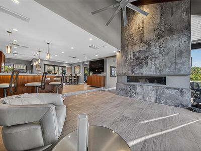 17 Port Side Dr #17A