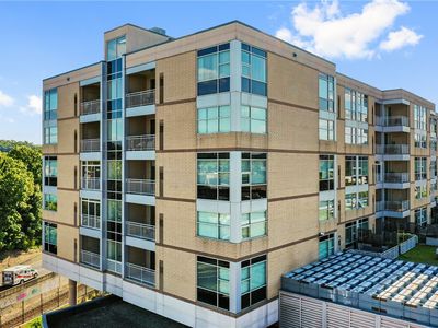 5570 Centre Ave APT 213