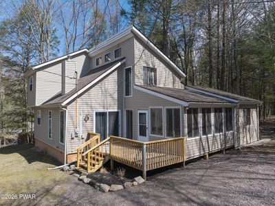 1044 Red Hawk Dr