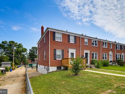 1744 Joan Ave