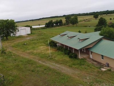 810915 S 3550th Rd