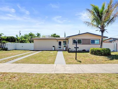 Property at 19411 Gulfstream Rd, Cutler Bay, FL
