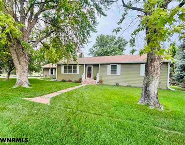 10468 Road 77