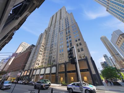 159 E Walton St #22A