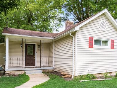 1416 Mitchell Ave