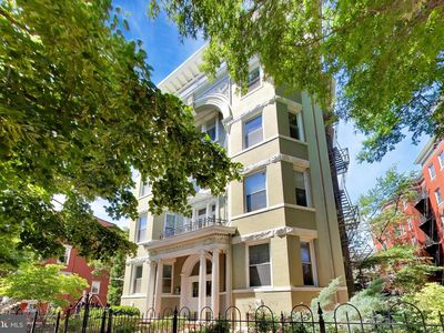 1423 R St NW APT 300