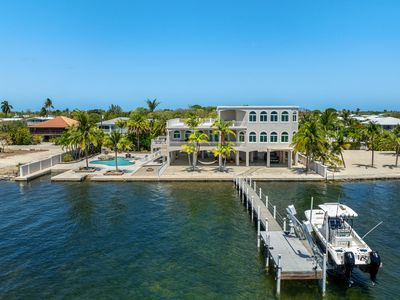 3742 Sea Grape St