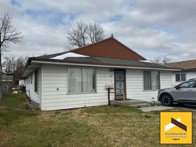 120 & 124 E Monroe Ave