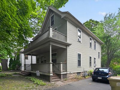 173/175 Division St