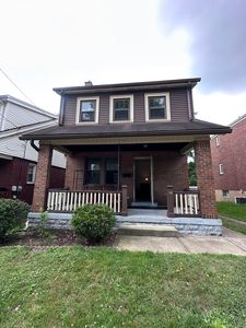 14 E Orchard