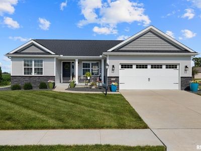 1221 Brown Ct