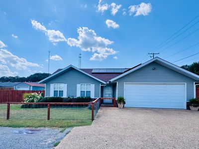 Property at 707 Ashley Ct, Anderson, MO