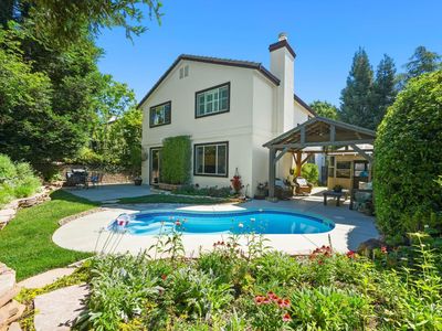 1056 Woodcrest Court